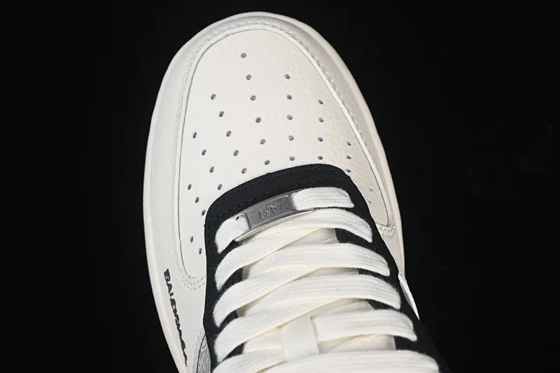 All categories Nk Air Force 1 Air Force series Nk Air Force 1 Low Air Force low-top Nike Air Force 1'07 Low Balenciaga co-branded off-white black hook printing Air Force 1 low-top casual sneakers XD2588-611